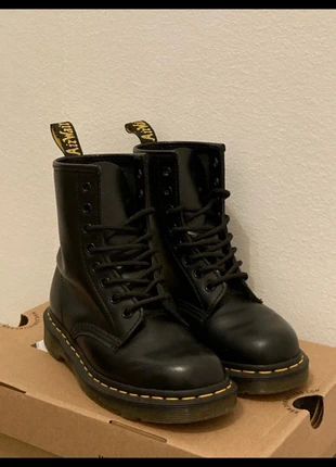 Dr. Martens 1460, marca: Dr. Martens, estado: Novo sem etiquetas, tamanho: 36, €85.00, €89.95 inclui Proteção do Comprador