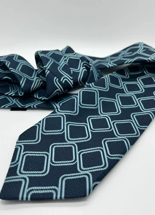 Cravate Xandres Bleu Marine à Motifs Géométriques Modernes, merk: xandres, staat: Heel goed, € 8,00, € 9,10 inclusief Kopersbescherming