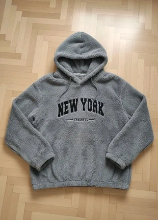 Sweat polaire gris à capuche New York Cheerful – Taille M, marque: y2k, état: Très bon état, taille: M, 49,99 €, 53,19 € Protection acheteurs incluse