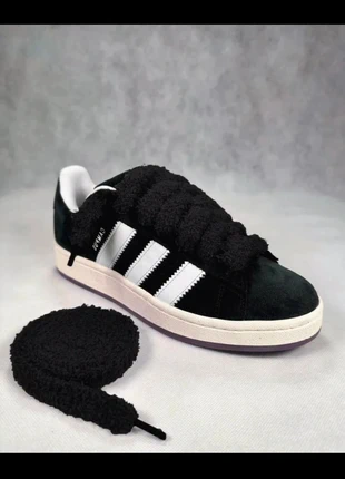 Lacets fluffy noir, marque: Fluffy, état: Neuf sans étiquette, taille: Autre, 2,99 €, 3,84 € Protection acheteurs incluse