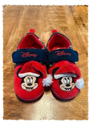 Wow Disney Mickey Mouse pantoffels kersteditie maat 11 Uitverkoop Uitverkoop, merk: Mickey Mouse, staat: Goed, maat: 28, € 4,00, € 4,90 inclusief Kopersbescherming