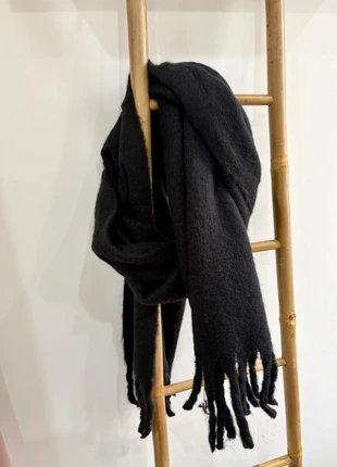 Écharpe noire, marca: Boutique indépendante, estado: Novo com etiquetas, €12.90, €14.25 inclui Proteção do Comprador Pro