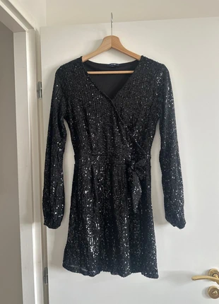 Robe paillette, marque: Kiabi, état: Très bon état, taille: S / 36 / 8, 8,00 €, 9,10 € Protection acheteurs incluse