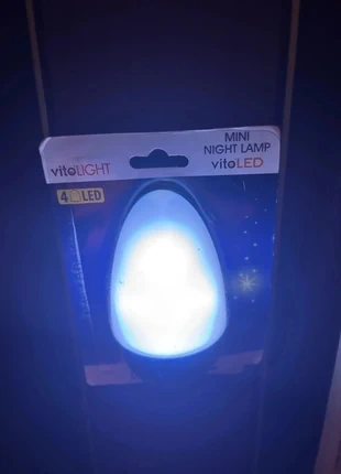 Veilleuse led bébé enfant, marque: vito led, état: Neuf avec étiquette, 5,00 €, 5,95 € Protection acheteurs incluse