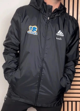 Veste Adidas Coach | Cumberland Cobras Team | Coupe-vent à capuche | Taille L, marke: adidas, zustand: Sehr gut, größe: L, 25,00 €, 26,95 € beinhaltet Vinted-Käuferschutz Pro