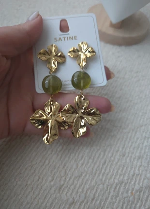 Boucles d'oreilles neuves satine, brand: Satine, condizioni: Nuovo con cartellino, €9.00, €10.15 include la Protezione acquisti