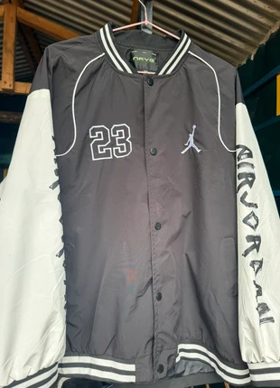 bomber, marque: Varsity, état: Neuf sans étiquette, taille: XL, 15,00 €, 16,45 € Protection acheteurs incluse