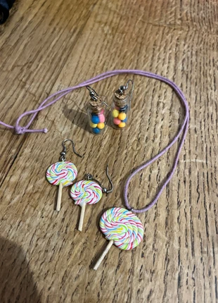 Bijoux fantaisies bonbons, marque: Claire's, état: Très bon état, 1,00 €, 1,75 € Protection acheteurs incluse