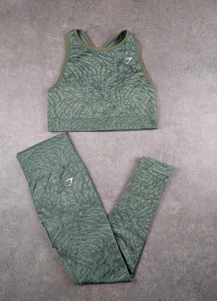 Ensemble de sport Legging + Brassière Gymshark Adapt animal seamless | Vert | Taille M | Femme, merk: Gymshark, staat: Heel goed, maat: M / 38 / 10, € 40,00, € 42,70 inclusief Kopersbescherming