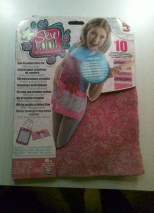 Coffret pour création de couture ., brand: Sew Cool, condizioni: Discrete, €3.50, €4.38 include la Protezione acquisti