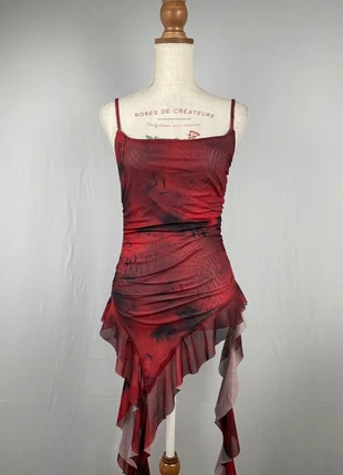 Haut rouge et noir asymétrique, top à volants, débardeur sexy, idéale soirée.•Taille M (38), marque: Inconnu, état: Très bon état, taille: M / 38 / 10, 18,00 €, 19,60 € Protection acheteurs incluse