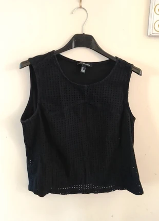 👒MANGO Taille 40 Top noir cropped avec broderies devant 👒, marca: Mango, estado: Muito bom, tamanho: L / 40 / 12, €5.00, €5.95 inclui Proteção do Comprador