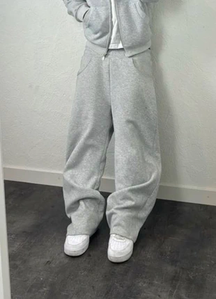 Jogging tendance gris taille S, marque: Tendance, état: Neuf sans étiquette, taille: S, 25,99 €, 27,99 € Protection acheteurs incluse