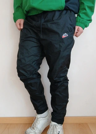 Trackpant Nike vintage imperméable taille L Homme - Coupe standard, état: Très bon état, taille: L, 32,00 €, 34,30 € Protection acheteurs (Pro) incluse