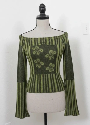 Pull vert à épaules dégagées – motif floral et manches évasées, marque: golden era, état: Très bon état, taille: M / 38 / 10, 36,99 €, 39,54 € Protection acheteurs incluse