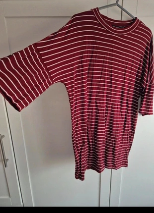 Ladies oversized maroon and white striped long tshirt top size 10, brand: PrettyLittleThing, condition: Very good, size: S / UK 8-10, £2.00, £2.80 includes Buyer Protection