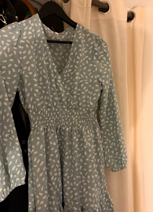 Robe à pois manches longues, brand: Shein, condizioni: Ottime, taglia: S / IT 40 / EU 36, €3.00, €3.85 include la Protezione acquisti