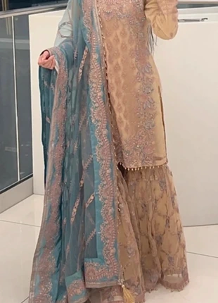 Dames mehndi henna pakistaanse gharara outfit, merk: Outfit, staat: Heel goed, maat: S / 36 / 8, € 99,00, € 104,65 inclusief Kopersbescherming