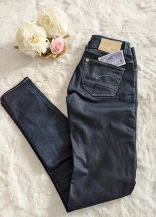 Jeans Tendance - G-Star - Taille S - Couleur Bleu Marine, marque: G-Star, état: Très bon état, taille: S / 36 / 8, 25,99 €, 27,99 € Protection acheteurs (Pro) incluse