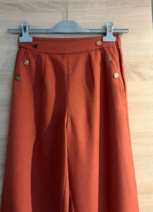 Pantalon large, marque: Cache Cache, état: Très bon état, taille: XS / 34 / 6, 12,00 €, 13,30 € Protection acheteurs incluse