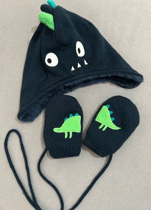 bonnet et gant dinosaures 47cm, marque: Orchestra, état: Très bon état, taille: 6-12 mois, 47 cm, 4,00 €, 4,90 € Protection acheteurs incluse