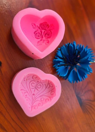 2 Moldes corazon de silicona, marque: Forma, état: Très bon état, 6,00 €, 7,00 € Protection acheteurs incluse