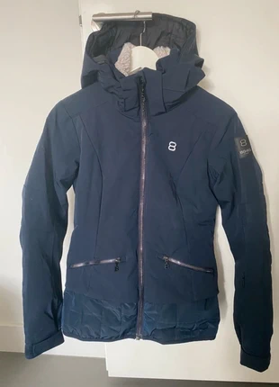 Mooie skijas / ski jas - jacke - jacket, merk: 8848 Altitude, staat: Heel goed, maat: S / 36 / 8, € 40,00, € 42,70 inclusief Kopersbescherming