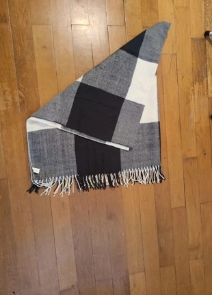 Belle écharpe jour heureux, brand: Jours Heureux, condizioni: Ottime, €7.00, €8.05 include la Protezione acquisti Pro