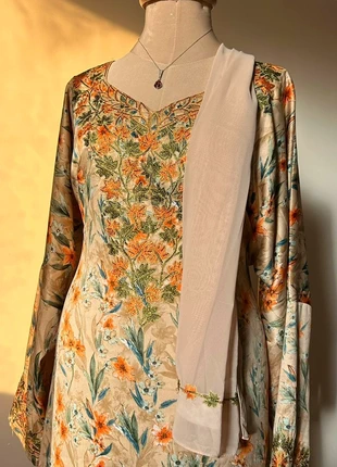 Makhawer Orange 🍊, marque: Sawdah Collection, état: Neuf avec étiquette, taille: Taille unique, 59,00 €, 62,65 € Protection acheteurs incluse