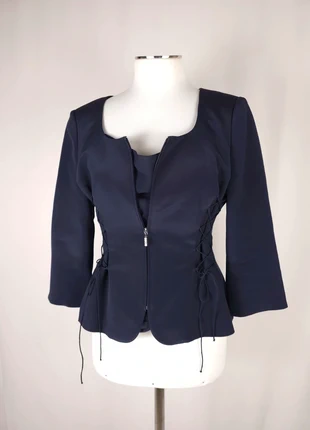 Set elegante in pura seta di top e giacca di Luisa Spagnoli, brand: Luisa Spagnoli, condizioni: Ottime, taglia: M / IT 42 / EU 38, €50.00, €53.20 include la Protezione acquisti