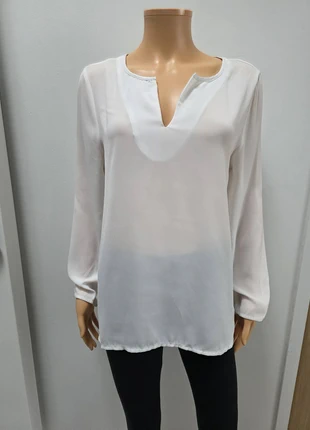 🤍 Blouse blanche "Akoz" minimalisme chic & fluide taille 40, marque: Akoz, état: Très bon état, taille: L / 40 / 12, 8,00 €, 9,10 € Protection acheteurs incluse