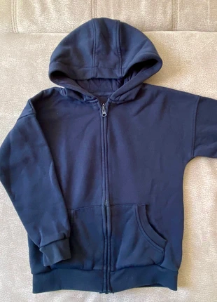 Felpa con cappuccio blu navy bambino 7-8 anni Primark con zip, brand: Primark, condizioni: Ottime, taglia: 8 anni / 128 cm, €4.50, €5.43 include la Protezione acquisti