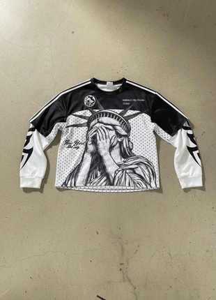 Haut manches longues noir et blanc motif graphique, marca: urban eclipse, estado: Muy bueno, tamaño: M, 39,90 €, 42,60 € Protección al comprador incluida