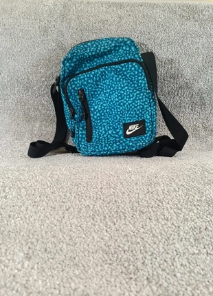 Sac Bandoulière Nike Bleu à Motifs – Pochette de Sport / Streetwear – Mixte, marque: Nike, état: Très bon état, 10,00 €, 11,20 € Protection acheteurs incluse