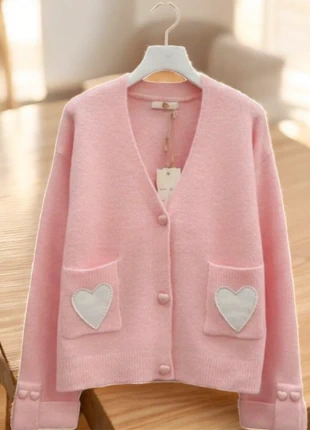 Très jolie pull rose en col V, brand: lovena paris, condizioni: Ottime, taglia: Taglia unica, €39.00, €41.65 include la Protezione acquisti