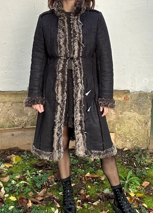 Magnifique manteau long fausse fourrure façon mouton retourne penny Lane coat taille 40, marque: Vintage, état: Bon état, taille: L / 40 / 12, 39,00 €, 41,65 € Protection acheteurs (Pro) incluse