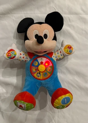 🧸 Peluche musicale Mickey Disney Baby – Clementoni (30 cm), marca: Disney, estado: Muito bom, tamanho: 6-9 meses / 68 cm, €5.00, €5.95 inclui Proteção do Comprador
