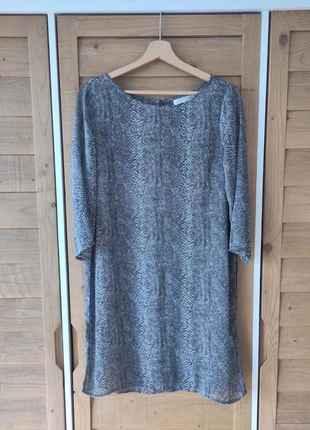 👗 Robe courte chic Grace & Mila – T.M (38) imprimé serpent noir & blanc, marque: Grace & Mila, état: Neuf sans étiquette, taille: M / 38 / 10, 15,00 €, 16,45 € Protection acheteurs incluse