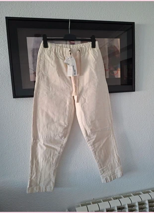 Espectacular pantalón vaqueros mom talla S Zara, brand: Zara, condizioni: Nuovo con cartellino, taglia: S / IT 40 / EU 36, €24.95, €26.90 include la Protezione acquisti