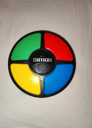 Jeu de mémoire Simon, marca: Simon, estado: Muito bom, €4.00, €4.90 inclui Proteção do Comprador