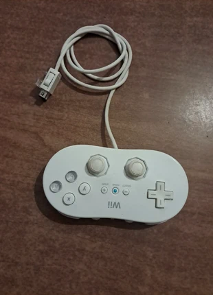 Controller joystick, marque: Wii, état: Très bon état, 7,00 €, 8,05 € Protection acheteurs incluse