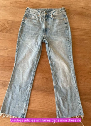 Jean flare H&M taille 36 coupe taille haute & longueur raccourcie, marke: H&M, zustand: Sehr gut, größe: S / 36 / 8, 9,00 €, 10,15 € inklusive Vinted-Käuferschutz