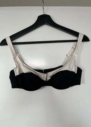 H&M two-tone underwire bikini top – Black/Cream – EU 80B (US/UK 36B), brand: H&M, condizioni: Buone, taglia: 80B | IT 3B, €3.00, €3.85 include la Protezione acquisti