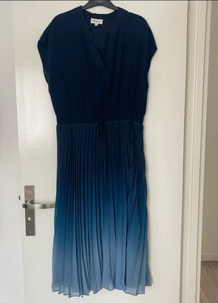 Robe maison123, marke: Maison 123, zustand: Neu, mit Etikett, größe: M / 38 / 10, 26,00 €, 28,00 € inklusive Vinted-Käuferschutz