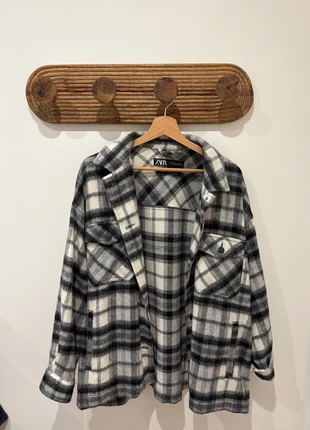 Sur chemise Oversize, marque: Zara, état: Très bon état, taille: XL / 42 / 14, 6,00 €, 7,00 € Protection acheteurs incluse