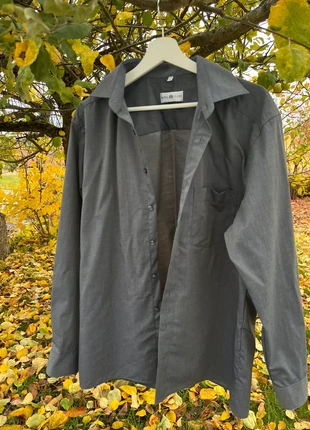 Hemd grau, brand: Sonstiges, condizioni: Ottime, taglia: 41 cm, €6.00, €7.00 include la Protezione acquisti