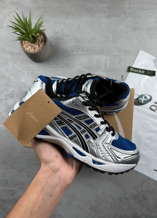 Asics Gel Kayano 14 Bleu Argenté Noir / Taille 42, merk: Asics, staat: Heel goed, maat: 42, € 70,00, € 74,20 inclusief Kopersbescherming