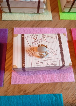 Broche avec la boîte, marca: luxe.fr, estado: Muito bom, €5.00, €5.95 inclui Proteção do Comprador Pro