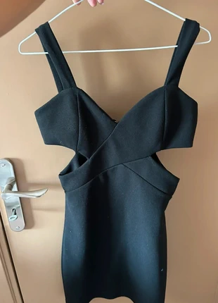 Robe noir hiver taille 36, état: Neuf sans étiquette, taille: S / 36 / 8, 10,00 €, 11,20 € Protection acheteurs incluse