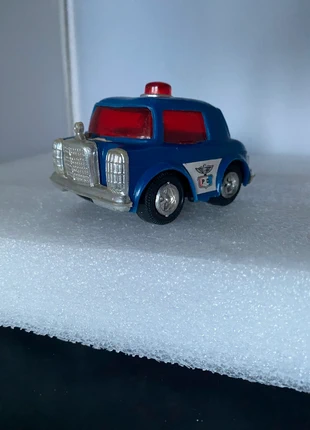 Oude Mercedes auto Made in hong kong politie 762, merk: Hong Kong, staat: Goed, maat: Universeel, € 8,00, € 9,10 inclusief Kopersbescherming